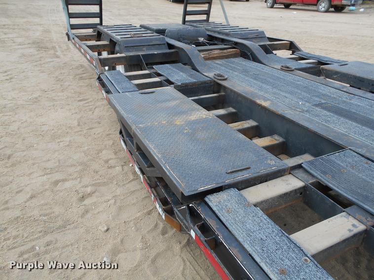 image for item AS9558 2000 Trailtech combine trailer