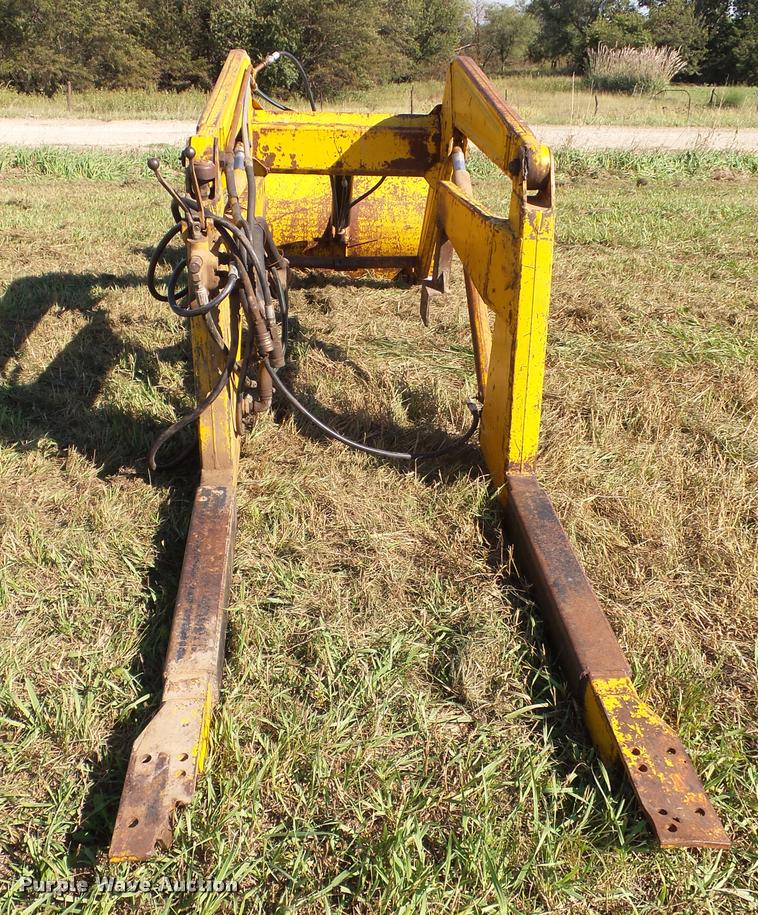 image for item BV9316 Massey-Ferguson 99 loader