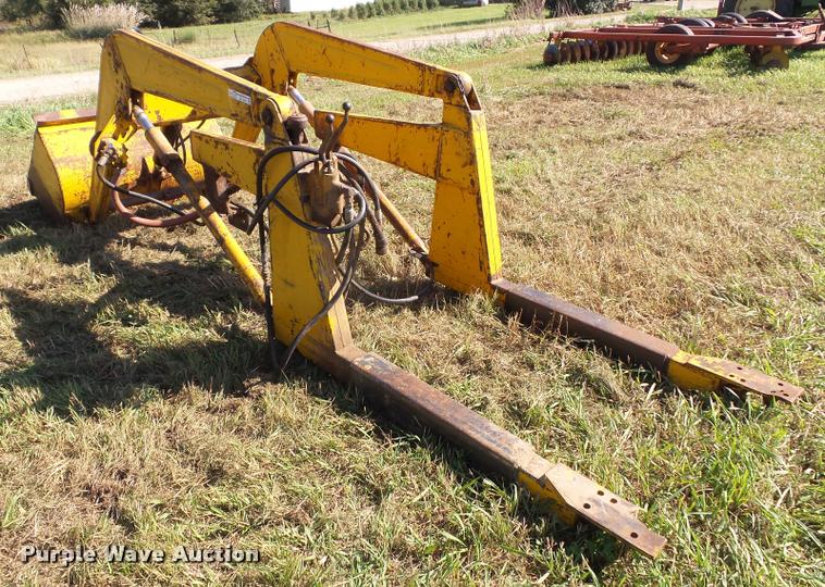 image for item BV9316 Massey-Ferguson 99 loader