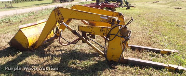 image for item BV9316 Massey-Ferguson 99 loader