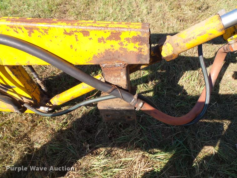 image for item BV9316 Massey-Ferguson 99 loader