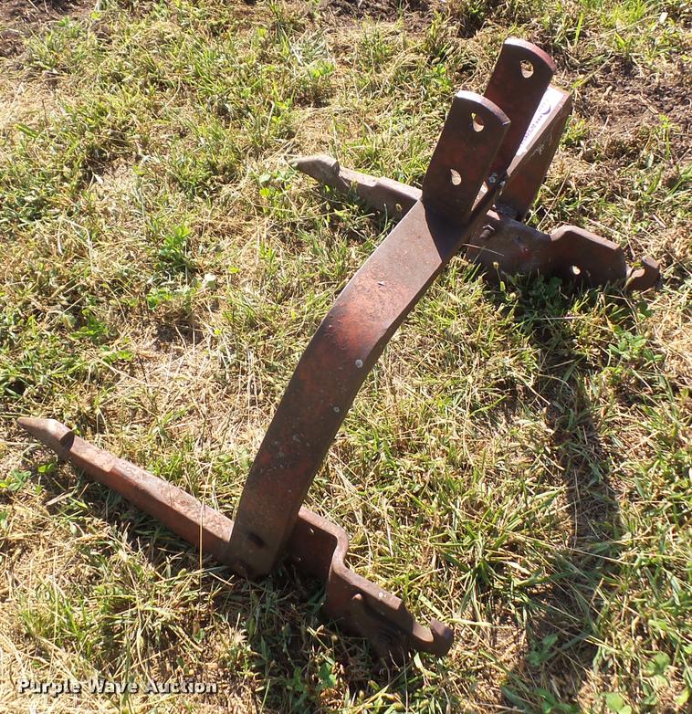 image for item BV9902 Farmall three point quick hitch attachment