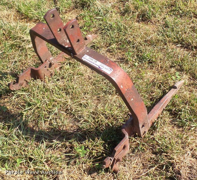 image for item BV9902 Farmall three point quick hitch attachment