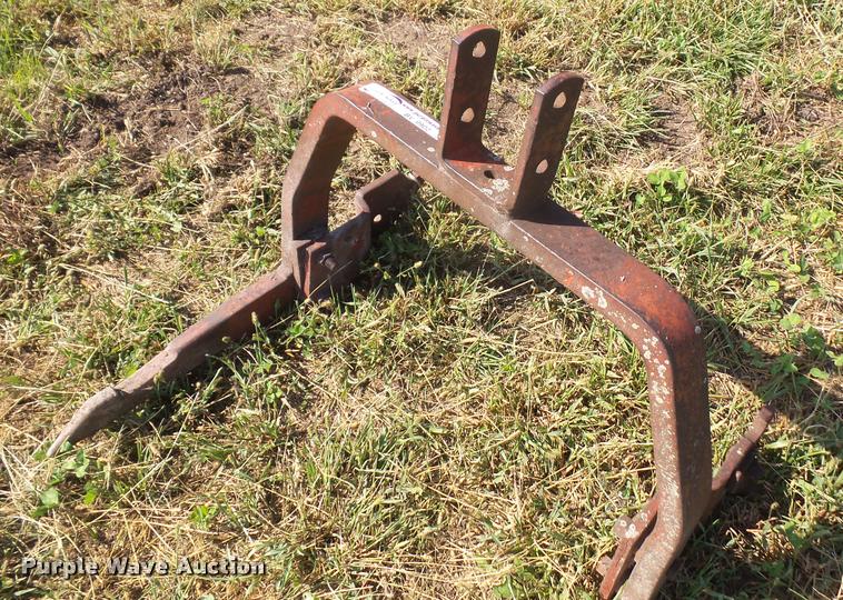 image for item BV9902 Farmall three point quick hitch attachment