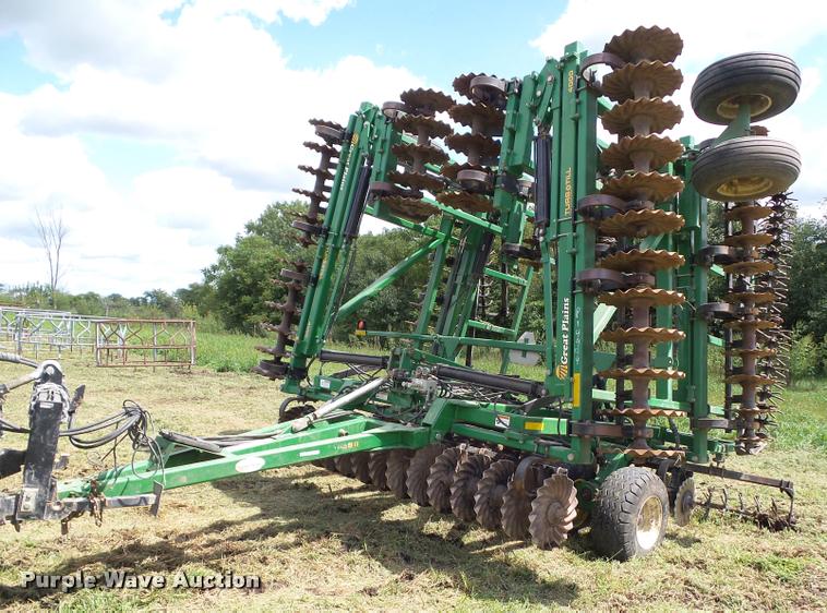 image for item BZ9821 2010 Great Plains 4000TT vertical tillage