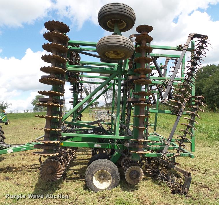 image for item BZ9821 2010 Great Plains 4000TT vertical tillage
