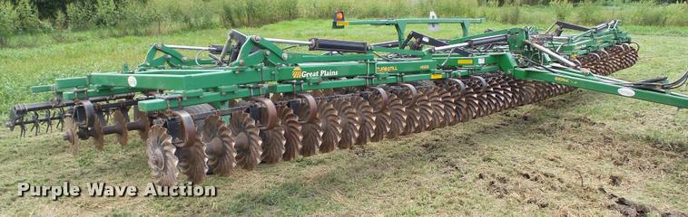 image for item BZ9821 2010 Great Plains 4000TT vertical tillage