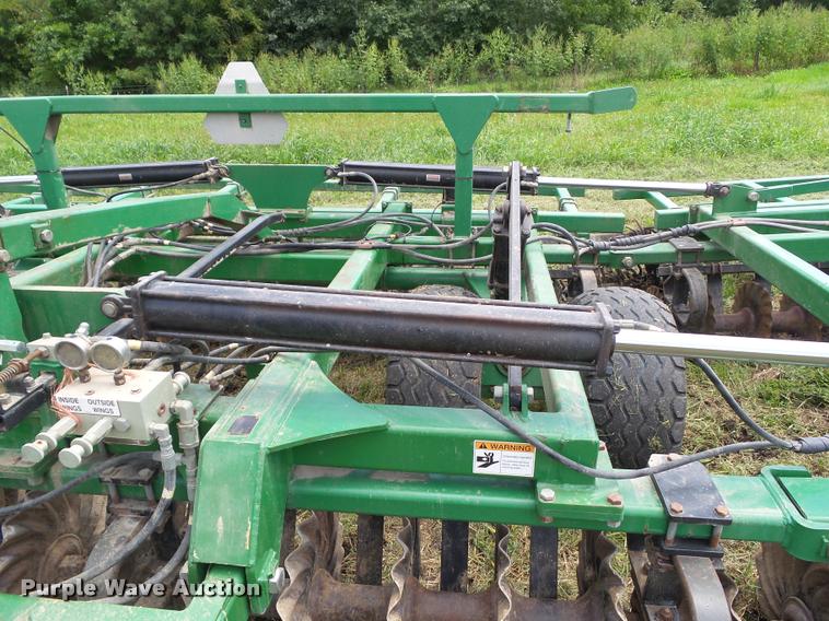 image for item BZ9821 2010 Great Plains 4000TT vertical tillage
