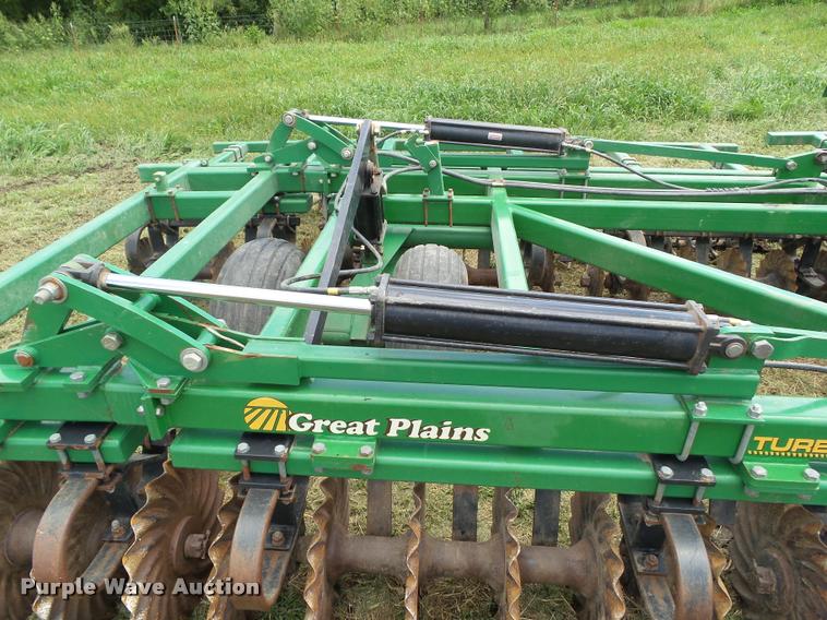 image for item BZ9821 2010 Great Plains 4000TT vertical tillage
