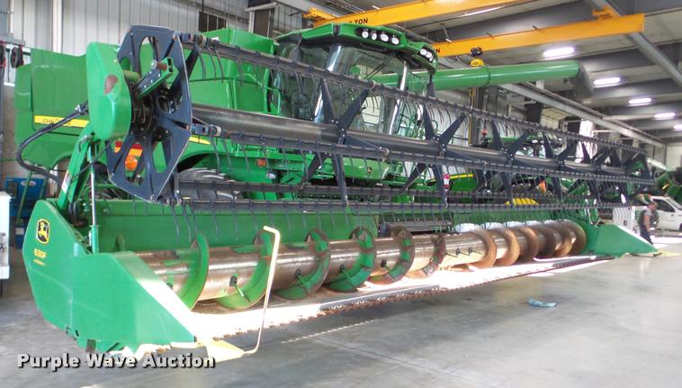 image for item DA2907 2004 John Deere 630F flex head