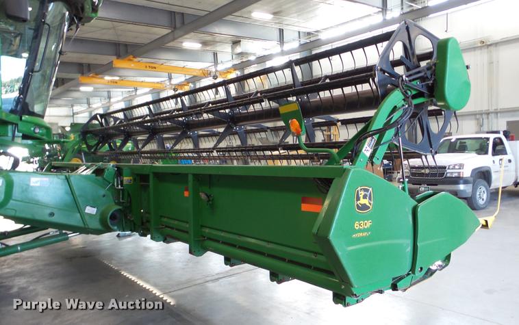 image for item DA2907 2004 John Deere 630F flex head