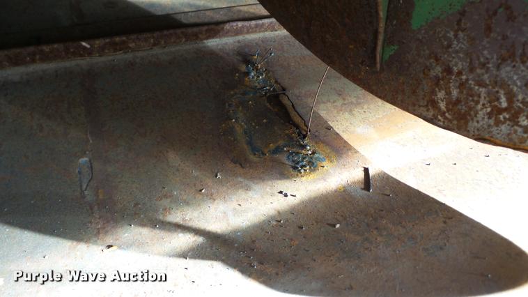 image for item DA2907 2004 John Deere 630F flex head