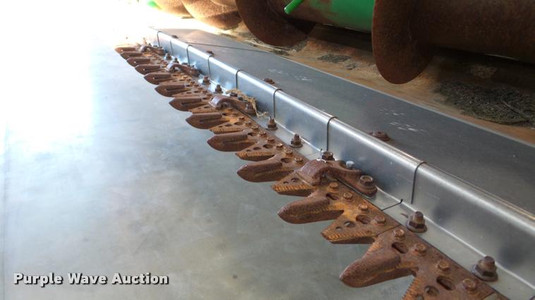 image for item DA2907 2004 John Deere 630F flex head