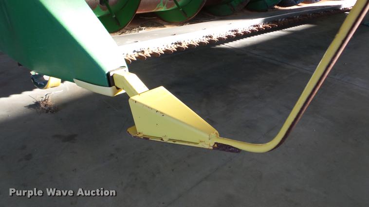 image for item DA2907 2004 John Deere 630F flex head