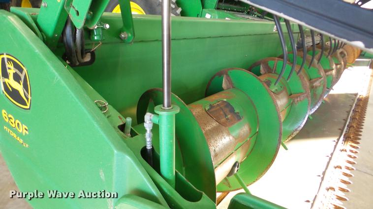 image for item DA2907 2004 John Deere 630F flex head