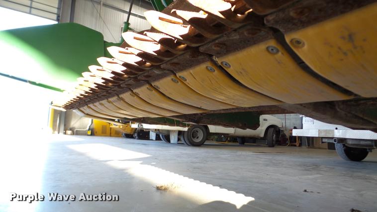 image for item DA2907 2004 John Deere 630F flex head