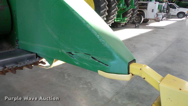 image for item DA2907 2004 John Deere 630F flex head