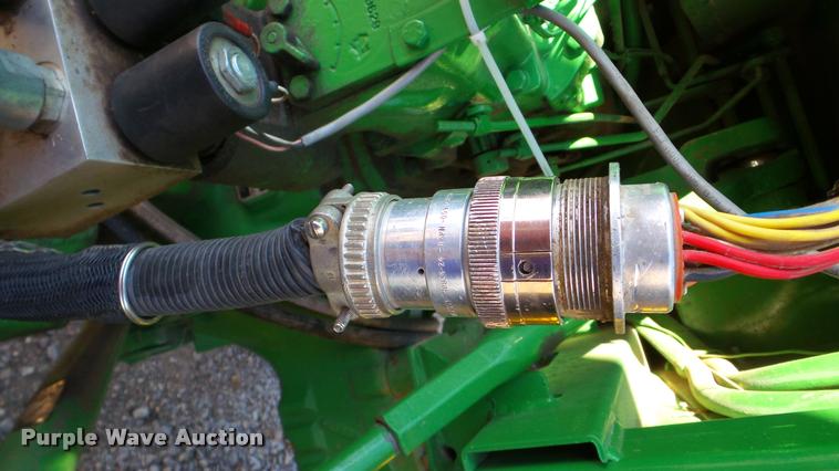 image for item DA2908 2009 New Holland BR7090 round baler