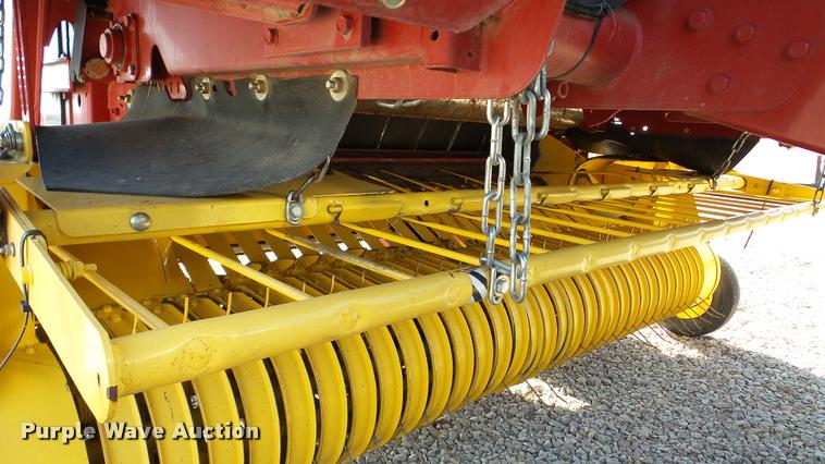 image for item DA2908 2009 New Holland BR7090 round baler