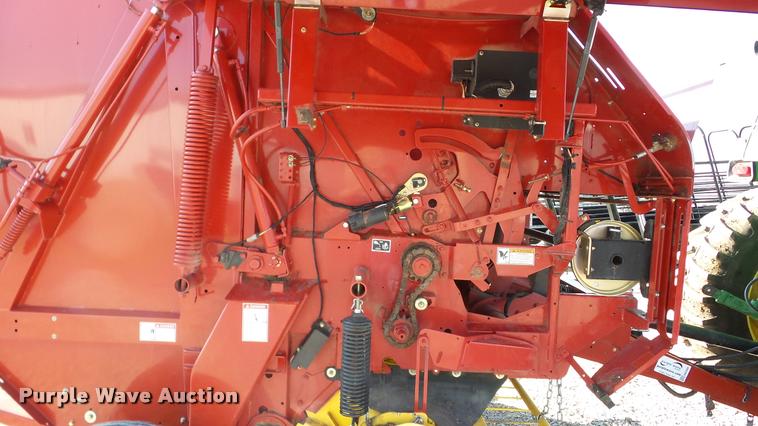 image for item DA2908 2009 New Holland BR7090 round baler