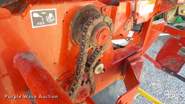 image for item DA2908 2009 New Holland BR7090 round baler