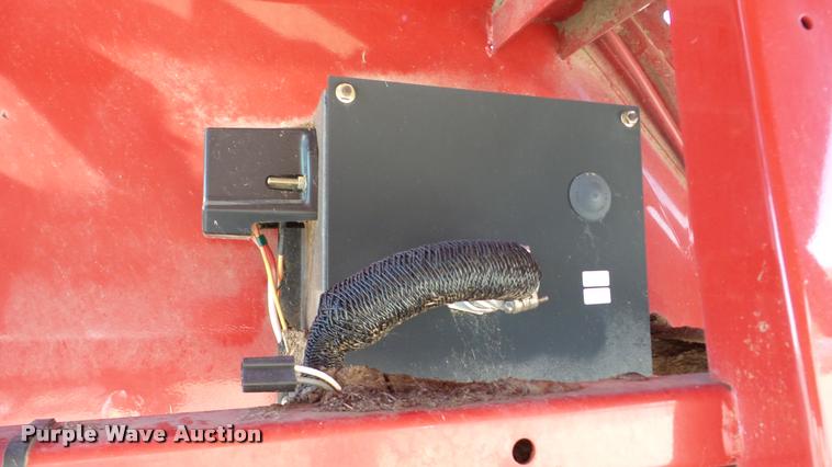 image for item DA2908 2009 New Holland BR7090 round baler