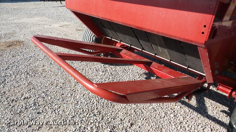 image for item DA2908 2009 New Holland BR7090 round baler