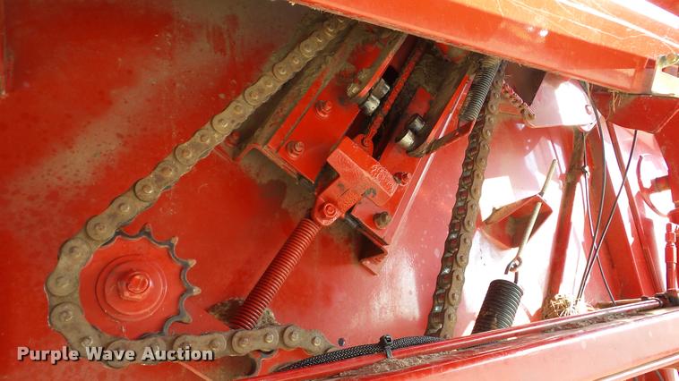 image for item DA2908 2009 New Holland BR7090 round baler