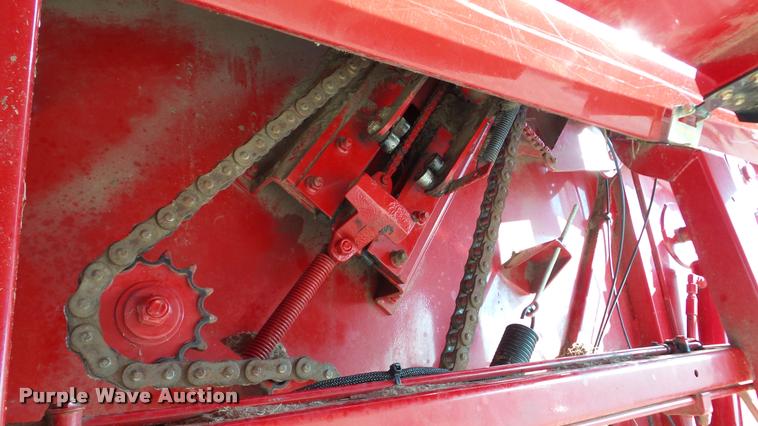 image for item DA2908 2009 New Holland BR7090 round baler