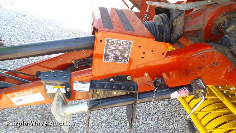 image for item DA2908 2009 New Holland BR7090 round baler