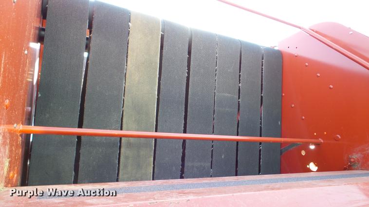 image for item DA2908 2009 New Holland BR7090 round baler