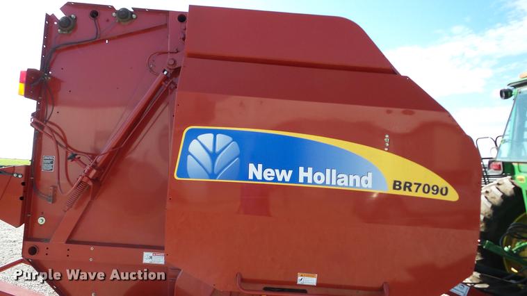 image for item DA2908 2009 New Holland BR7090 round baler