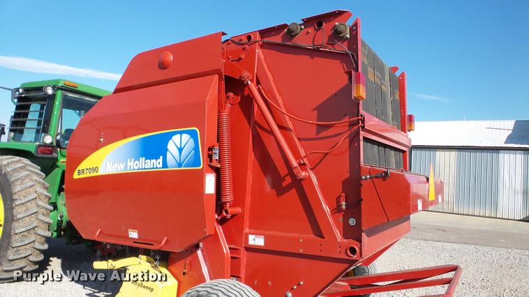 image for item DA2908 2009 New Holland BR7090 round baler