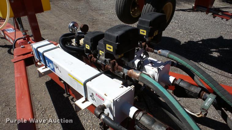 image for item DA2909 2011 Krause Gladiator 1200-1630 strip-till