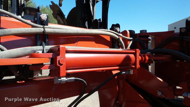 image for item DA2909 2011 Krause Gladiator 1200-1630 strip-till