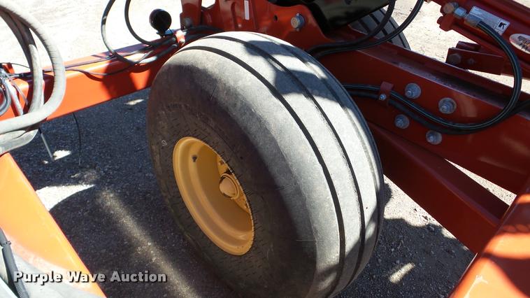 image for item DA2909 2011 Krause Gladiator 1200-1630 strip-till