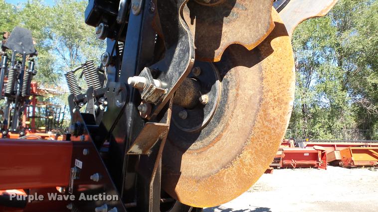 image for item DA2909 2011 Krause Gladiator 1200-1630 strip-till