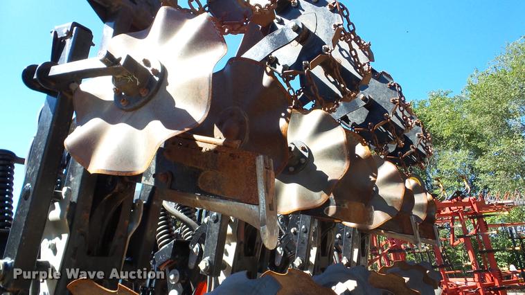 image for item DA2909 2011 Krause Gladiator 1200-1630 strip-till