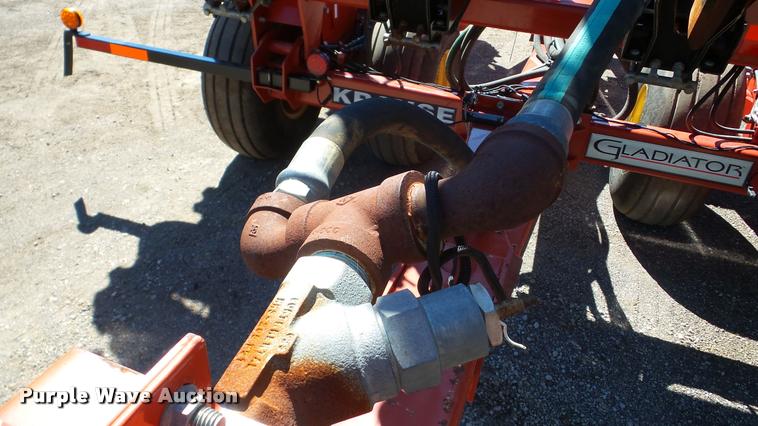 image for item DA2909 2011 Krause Gladiator 1200-1630 strip-till