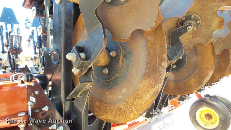 image for item DA2909 2011 Krause Gladiator 1200-1630 strip-till