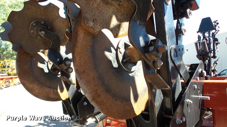 image for item DA2909 2011 Krause Gladiator 1200-1630 strip-till