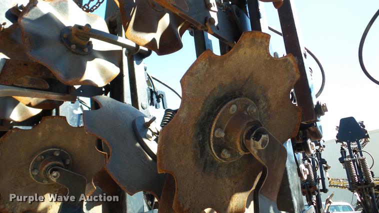 image for item DA2909 2011 Krause Gladiator 1200-1630 strip-till