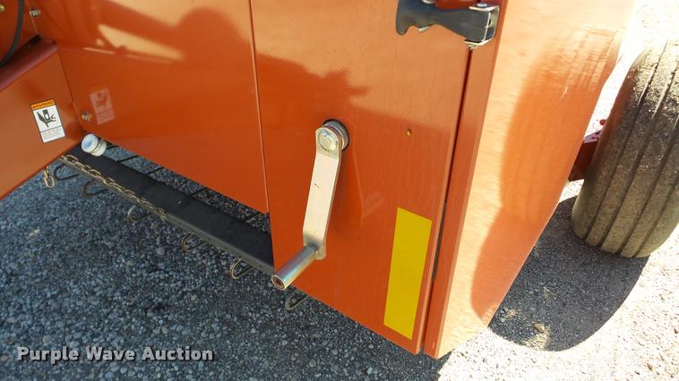 image for item DA2910 2009 AGCO Hesston 5156 round baler