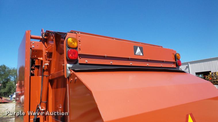 image for item DA2910 2009 AGCO Hesston 5156 round baler