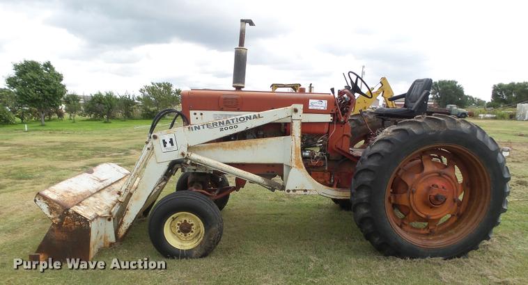 image for item DA4517 International 544 tractor