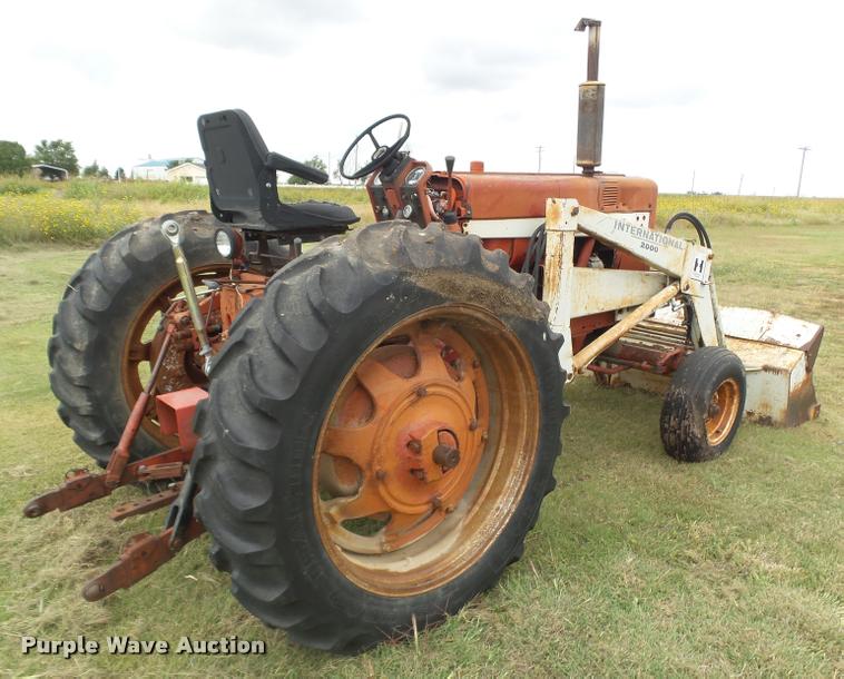 image for item DA4517 International 544 tractor
