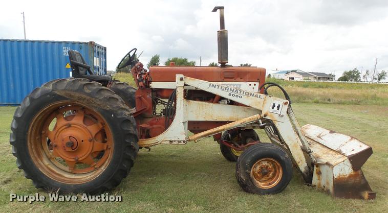 image for item DA4517 International 544 tractor