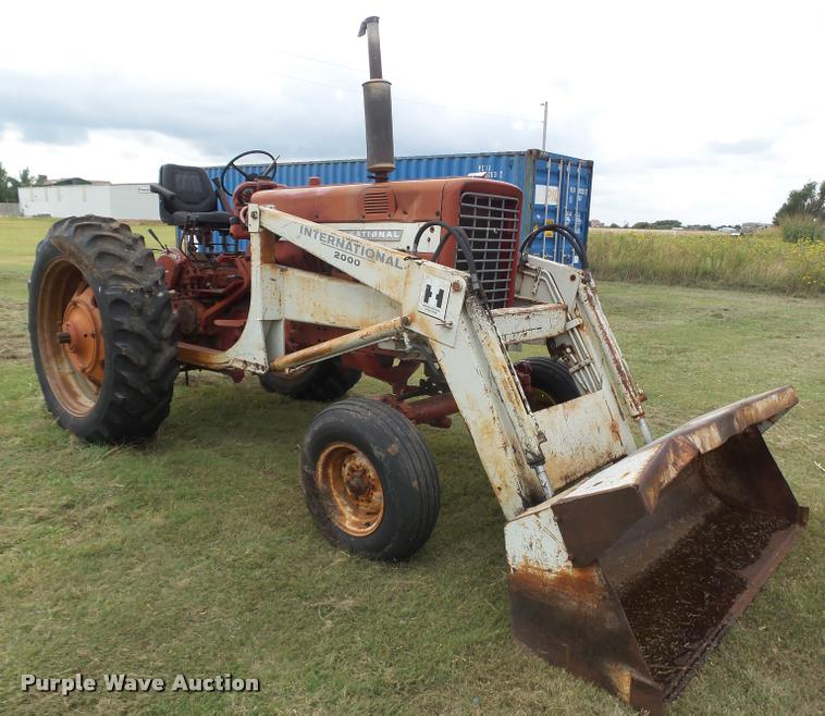 image for item DA4517 International 544 tractor