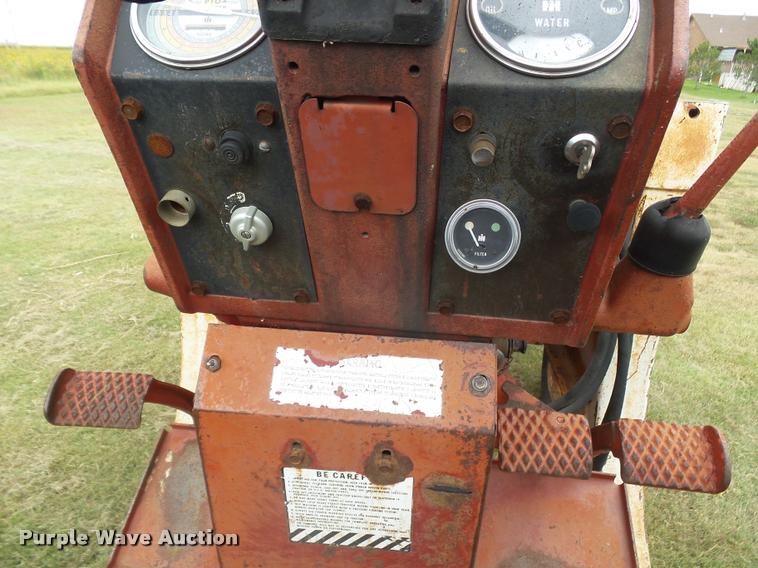 image for item DA4517 International 544 tractor