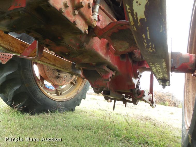 image for item DA4517 International 544 tractor